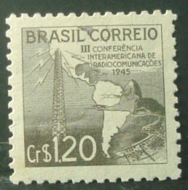 Selo postal Comemorativo do Brasil de 1945 - C 211 M