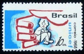 Selo postal do Brasil de 1968 UNICEF 10