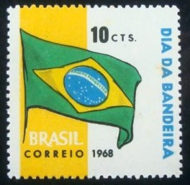 Selo postal do Brasil de 1968 Bandeira Nacional - c 619 n