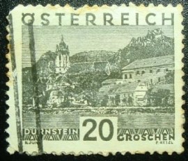 Selo postal da Áustria de 1930 Dürnstein small format