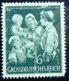 Selo postal da Alemanha Reich de 1944 Community nurse during a visit