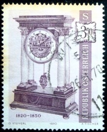 Selo postal da Áustria de 1970 Clock