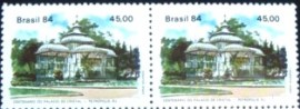 Par de selos do Brasil de 1984 Palácio de Cristal