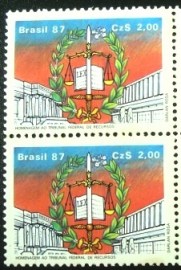 Par de selos postais do Brasil de 1987 Tribunal de Recursos