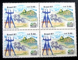 Quadra de selos postais do Brasil de 1987 Monumentos