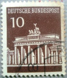 Selo postal da Alemanha de 1966 Brandenburg Gate - 952 U