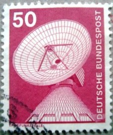Selo postal da Alemanha de 1975 Raisting earth station - 1175 U