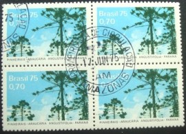 Quadra de selos postais do Brasil de 1975 Araucária