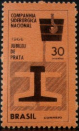 Selo Comemorativo do Brasil de 1966 - C 547 M Y