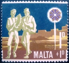 Selo postal de Malta de 1969 Peasants playing Tambourine and Bagpipes 398 M