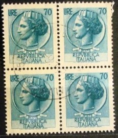 Par de selos postais da Itália Coin of Syracuse 70