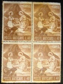 Quadra de selos postais do Vaticano de 1985 Nativity 40