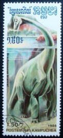 Selo postal do Cambodja de 1986 Brachiosaurus brancai