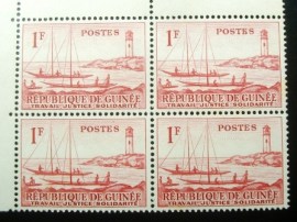 Quadra de selos postais da Guiné de 1959 Tamara Lighthouse 1