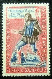 Selo postal da França de 1962 Royal messenger