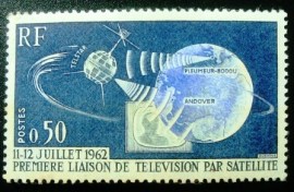 Selo postal da França de 1962 First link satellite TV