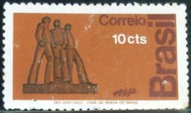 Selo postal do Brasil de 1972 Monumento