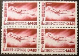 Quadra de selos postais aéreos do Brasil de 1956 - A 82 M