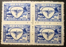 Quadra de selos aéreos de 1959 Brasil Semana da Asa - A 988 N