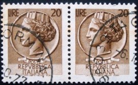 Par de selos postais da Itália de 1955 Coin of Syracuse 20