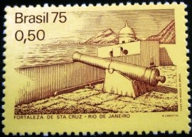 Selo postal do Brasil de 1975 Fortaleza Santa Cruz