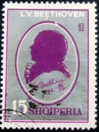 Selo postal da Albânia de 1970 Beethoven in medallion