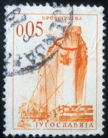 Selo postal da Iuguslávia de 1966 Ship at the shipyard
