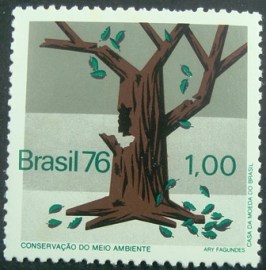 Selo Postal Comemorativo do Brasil de 1976 - C 953 M