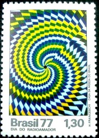 Selo postal do brasil de 1977 Radioamador N