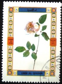 Selo postal do Umm Al Qaiwain de 1972 Roses 1444A