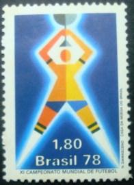 Selo postal do Brasil de 1978 Jogador com a Taça - C 1032 N