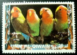 Selo postal de Umn Al Qaiwain de 1972 Rosy-faced Lovebird