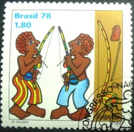 Selo postal do Brasil de 1978 Tocadores de Berimbau MCC