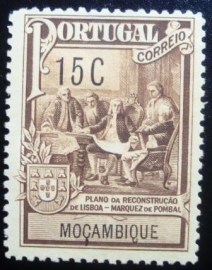 Selo postal de Moçambique de 1925 Monument to the Marquis of Pombal