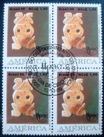 Quadra de selos postais do Brasil de 1989  Muiraquitã