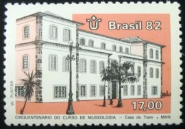 Selo postal do Brasil de 1982  Casa do Trem - C 1258 N