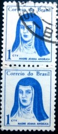 Par de selos postais do Brasil de 1967 Madre Joana