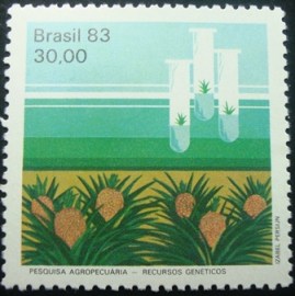 Selo postal do Brasil de 1983 Recursos Genéticos