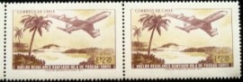 Par de selos postais do Chile de 1971 Boeing 707