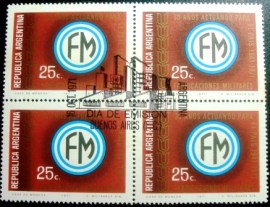 Quadra de selos postais da Argentina de 1971 Fabricaciones Militares