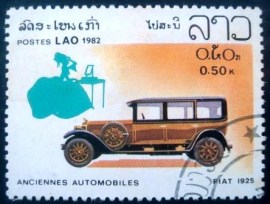 Selo postal do Laos de 1982 Fiat (1925)