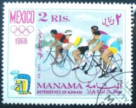 Selo postal de Manama de 1968 Cycling