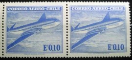 Par de selos postais do do Chile de 1967 Comet Airliner