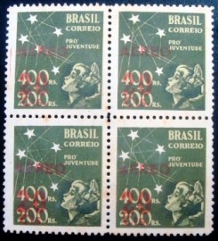 Quadra de selos postais do Brasil de 1944 Pró Juventude 20