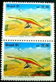 Par de selos postais do Brasil de 1991 Mundial de Voo Livre