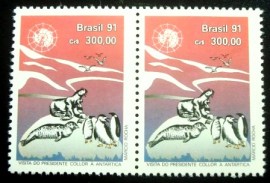 Par de selos postais do Brasil de 1991 Antártica