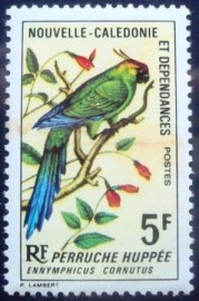 Selo postal da Nova Caledônia de 1967 Horned Parakeet