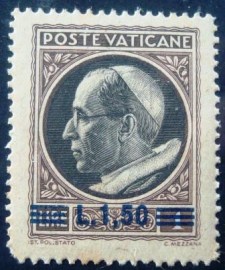 Selo postal do Vaticano de 1945 Overprint new values 1,50 ₤