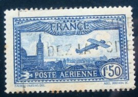 Selo postal da França 1930 Plane flying over Marseille