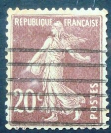Selo postal da França de 1907 Semeuse camée 20